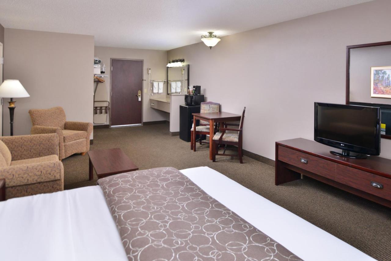 Kelly Inn 13Th Avenue Fargo Zewnętrze zdjęcie